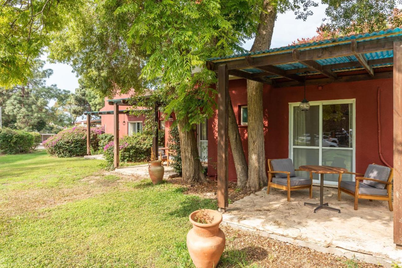 Mantur West Galilee By Selina Bed & Breakfast Lohamei HaGeta'ot Ngoại thất bức ảnh