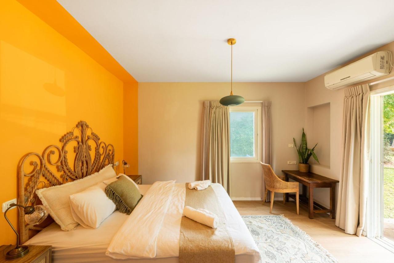 Mantur West Galilee By Selina Bed & Breakfast Lohamei HaGeta'ot Ngoại thất bức ảnh